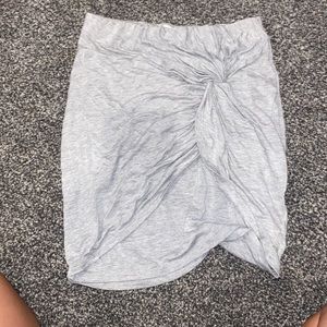 Mini grey skirt.